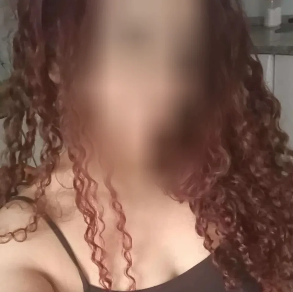 Layla, 25
